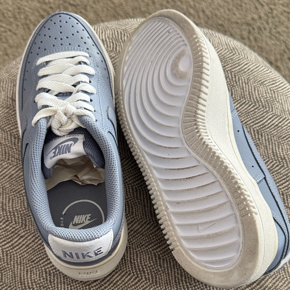 Nike Court Vision Alta Sneakers - Picture 4 of 5